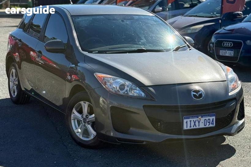 Grey 2013 Mazda 3 Hatchback Neo