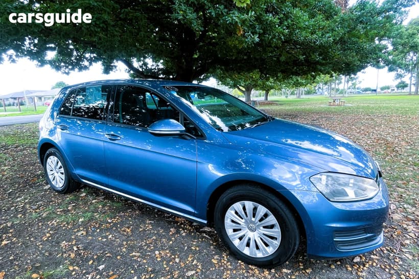 Blue 2014 Volkswagen Golf Hatchback 90 Tsi