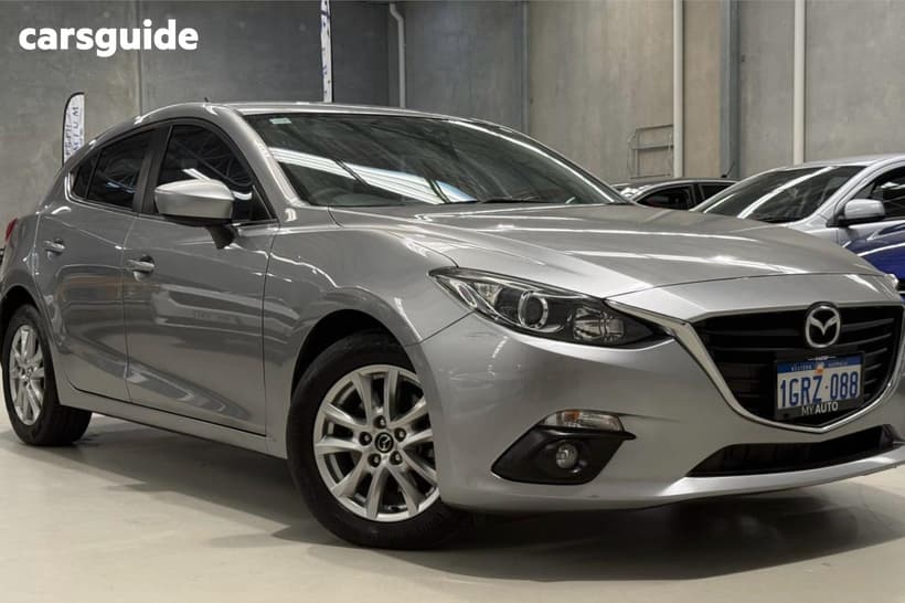 Grey 2015 Mazda 3 Hatchback Maxx