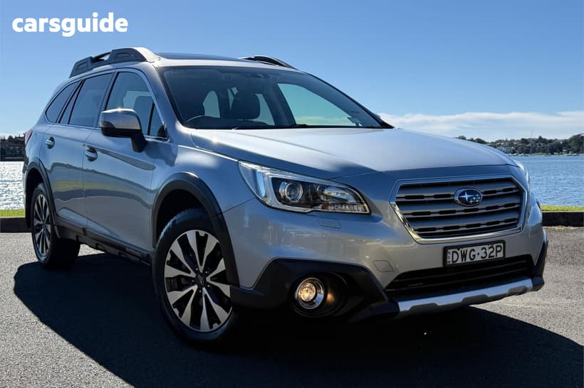 Silver 2017 Subaru Outback Wagon 2.5I Premium