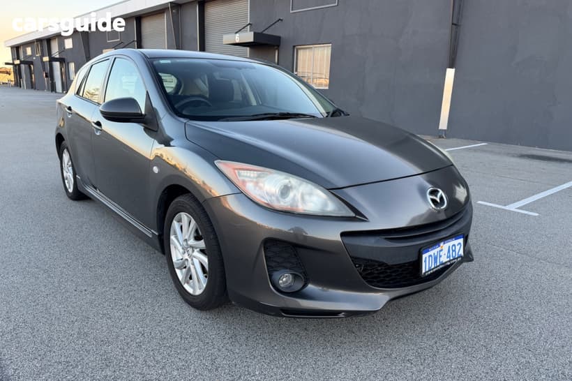 Grey 2012 Mazda 3 Hatchback Maxx Sport