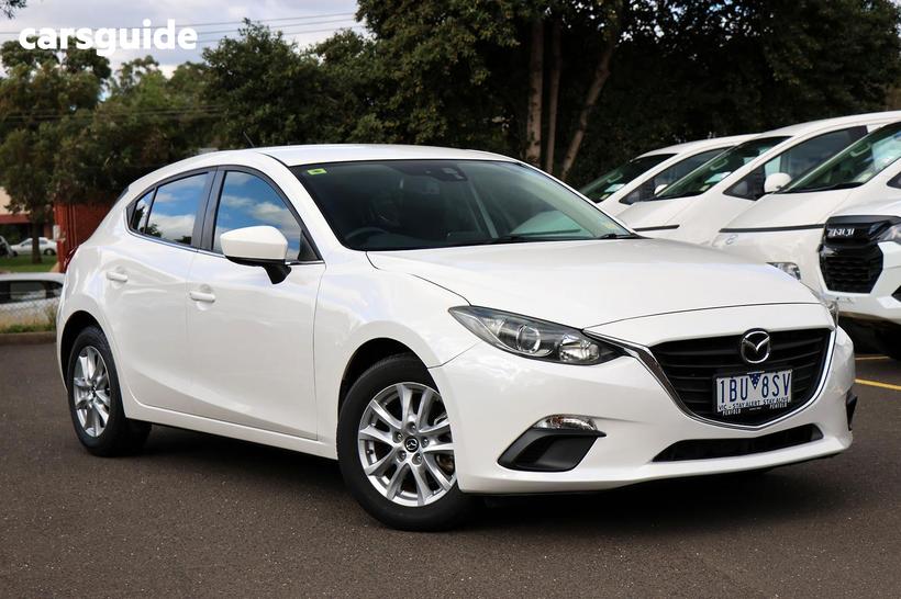 White 2014 Mazda 3 Hatchback Touring