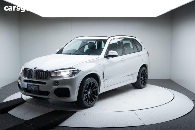 White 2017 BMW X5 Wagon Xdrive 40E Iperf (Hybrid)