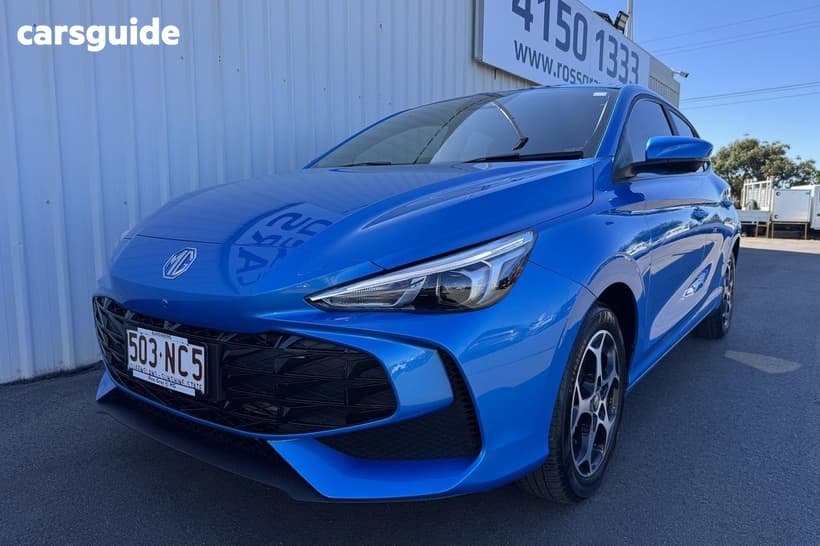 Blue 2025 MG MG3 Hatchback Essence