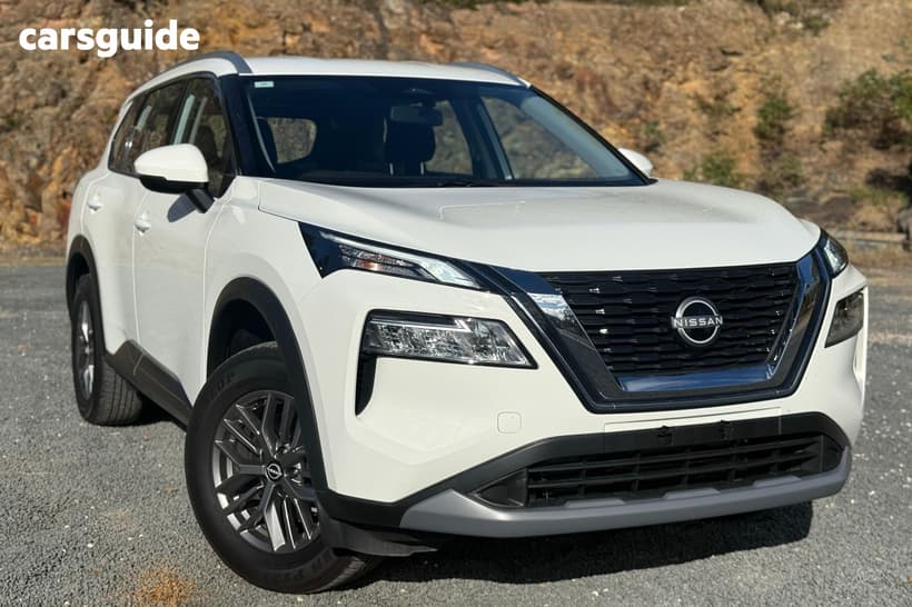 White 2025 Nissan X-Trail Wagon St (2Wd)