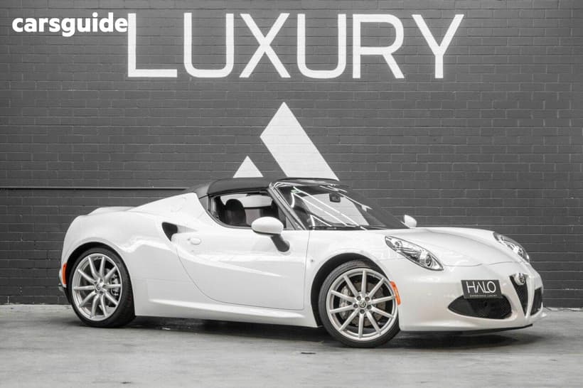 White 2016 Alfa Romeo 4C Convertible Targa