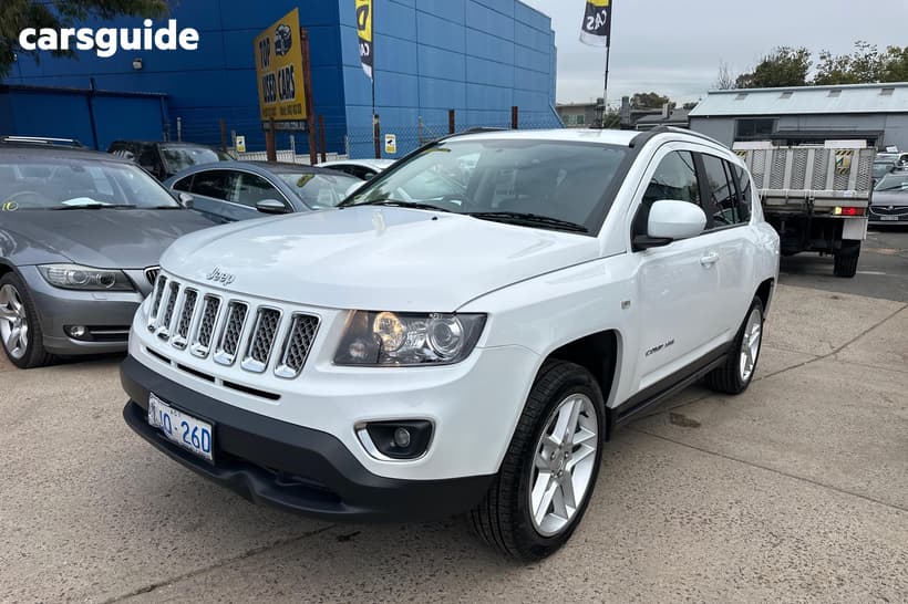 White 2013 Jeep Compass Wagon Limited (4X4)