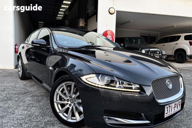 Grey 2013 Jaguar XF Sedan 2.0 Premium Luxury