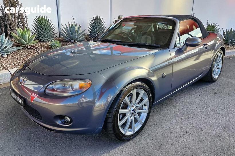 Grey 2006 Mazda MX-5 Hardtop