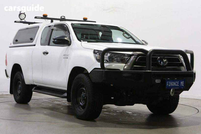 White 2022 Toyota Hilux X Cab Pickup Sr Hi-Rider (4X2)