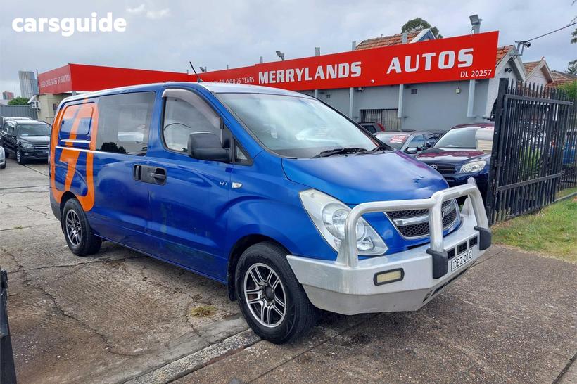 Blue 2010 Hyundai Iload Van