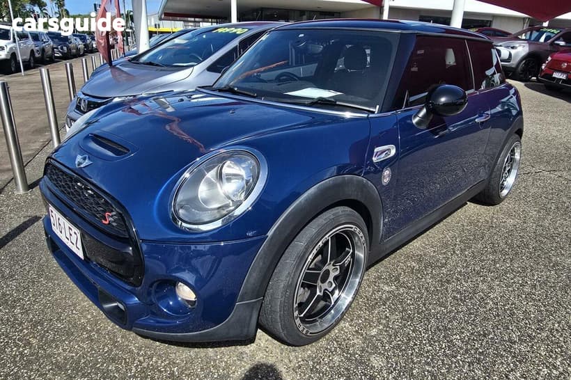 Blue 2014 Mini Cooper Hatchback S