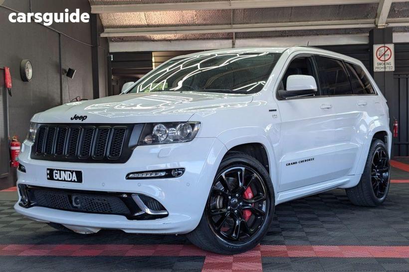 White 2013 Jeep Grand Cherokee Wagon Srt 8 Alpine