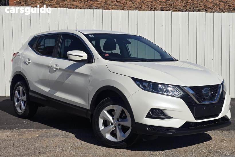 White 2021 Nissan Qashqai Wagon St