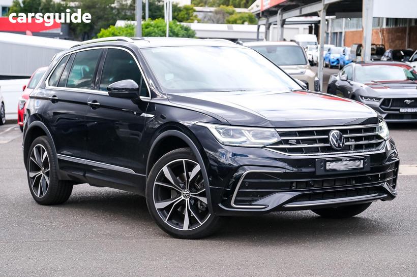 Black 2023 Volkswagen Tiguan Wagon 162Tsi R-Line