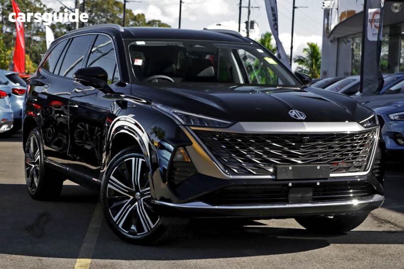 Black 2025 MG Qs Wagon Essence Awd