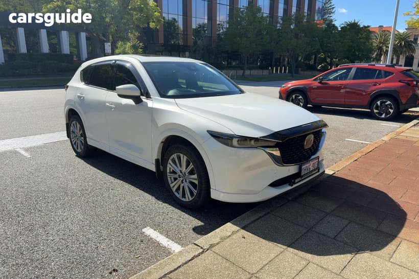 White 2022 Mazda CX-5 Wagon Akera (Awd)