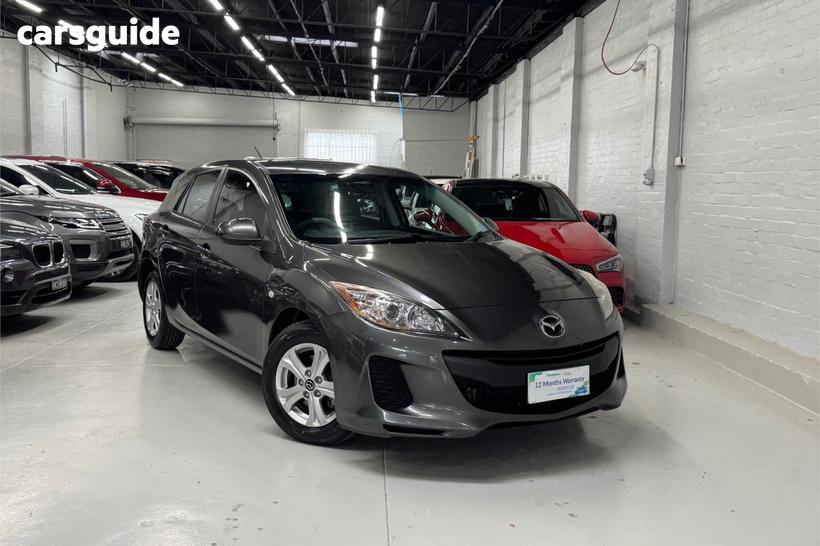 Grey 2013 Mazda 3 Hatchback Neo