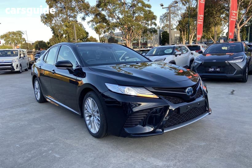Black 2020 Toyota Camry Sedan Sl