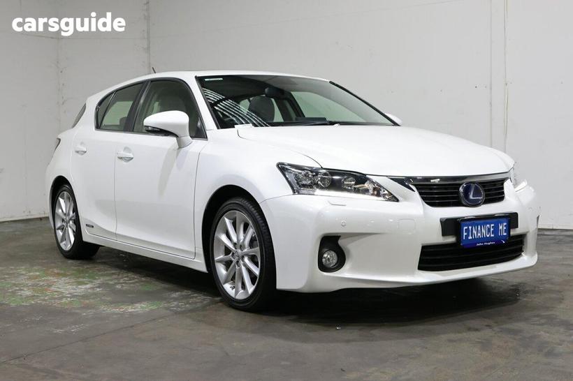 White 2013 Lexus CT200H Hatchback Sports Luxury