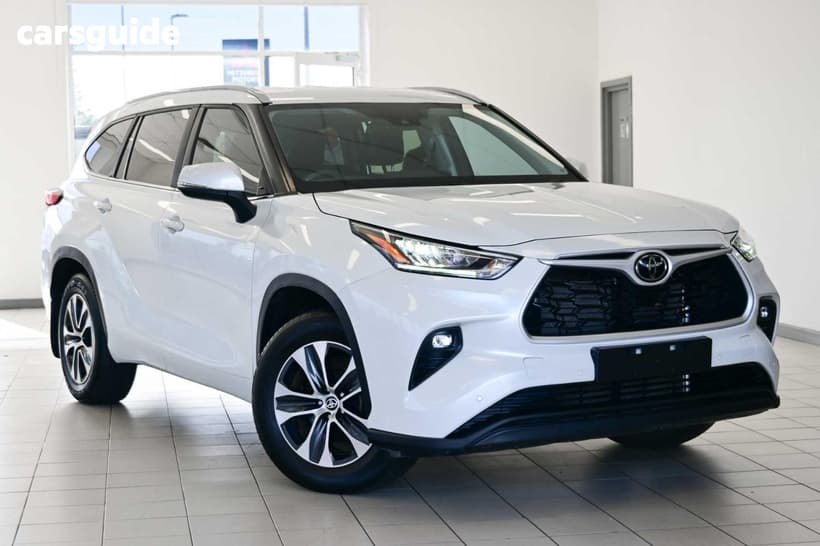 White 2023 Toyota Kluger Wagon Gxl 2Wd
