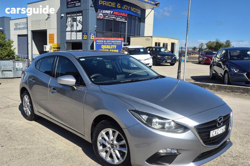 Grey 2014 Mazda 3 Hatchback Touring
