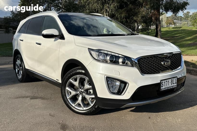 White 2016 Kia Sorento Wagon Platinum (4X4)