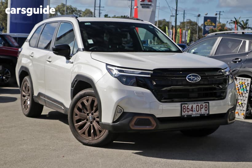 White 2025 Subaru Forester Wagon Hybrid Sport (Awd)
