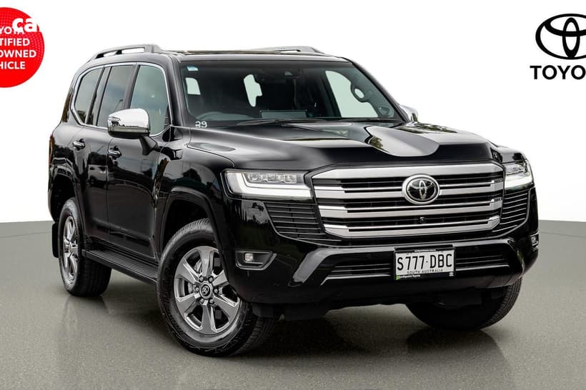 Black 2024 Toyota Landcruiser Wagon Lc300 Sahara (4X4)