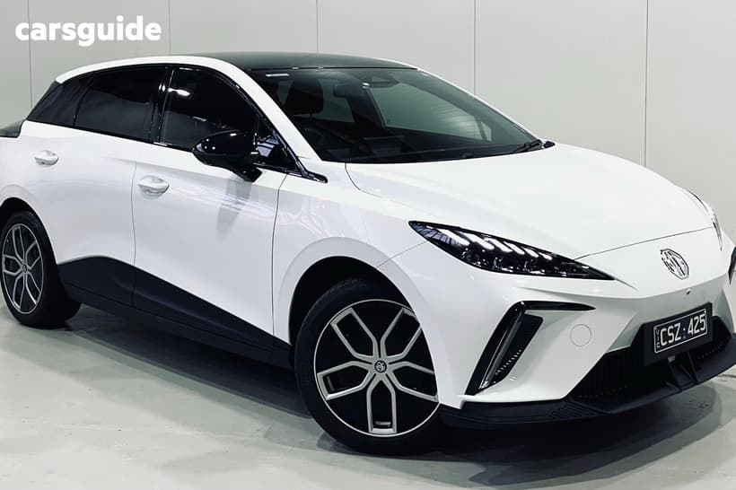 White 2023 MG MG4 Hatchback Essence 64
