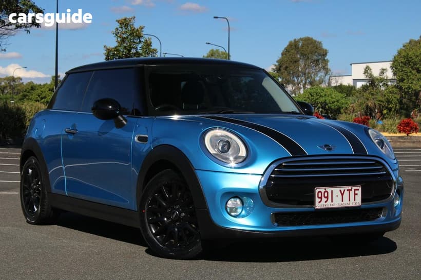 Blue 2015 Mini Cooper Hatchback