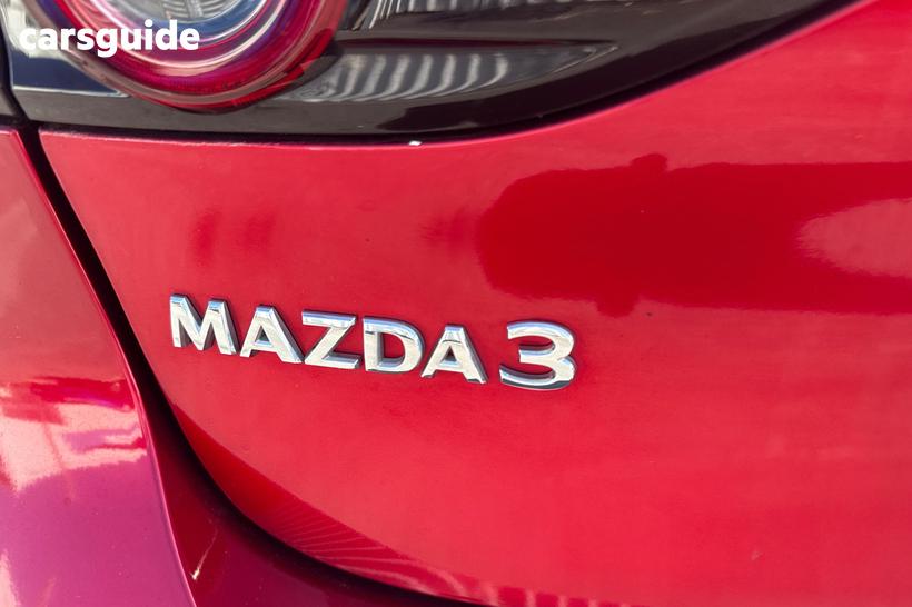 Red 2022 Mazda 3 Hatchback G25 Evolve Sp