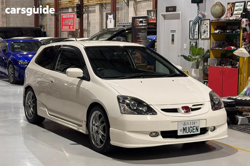 White 2005 Honda Civic Hatchback Type R