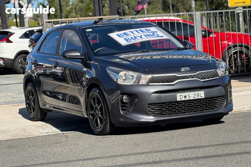 Grey 2018 Kia RIO Hatchback S