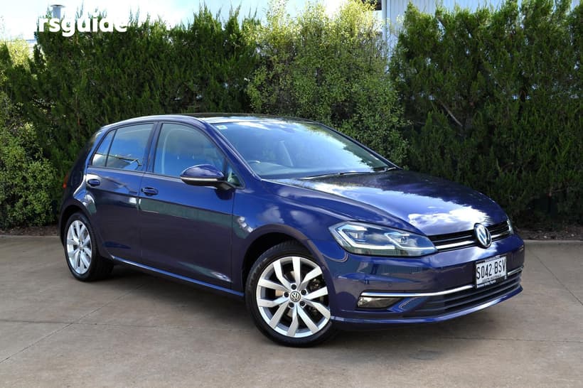 Blue 2017 Volkswagen Golf Hatchback 110 Tdi Highline