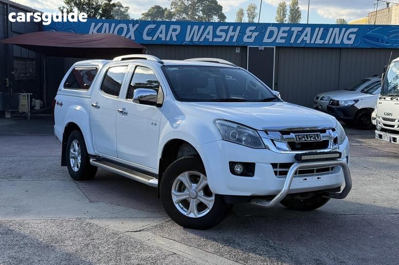 White 2016 Isuzu D-MAX Crew Cab Utility Ls-Terrain Hi-Ride (4X4)