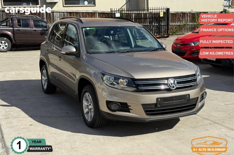 Beige 2013 Volkswagen Tiguan Wagon 132 Tsi Pacific