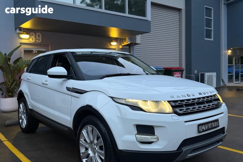White 2015 Land Rover Evoque SUV TD4 PURE LV MY15