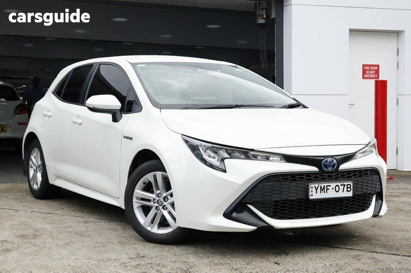 White 2019 Toyota Corolla Hatchback Ascent Sport (Hybrid)