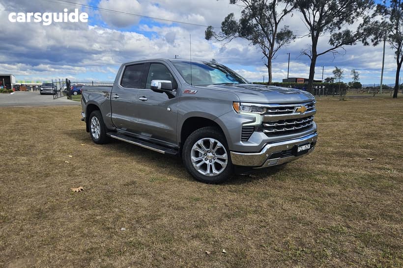 Grey 2026 Chevrolet Silverado Crew Cab Pickup 1500 Zr2