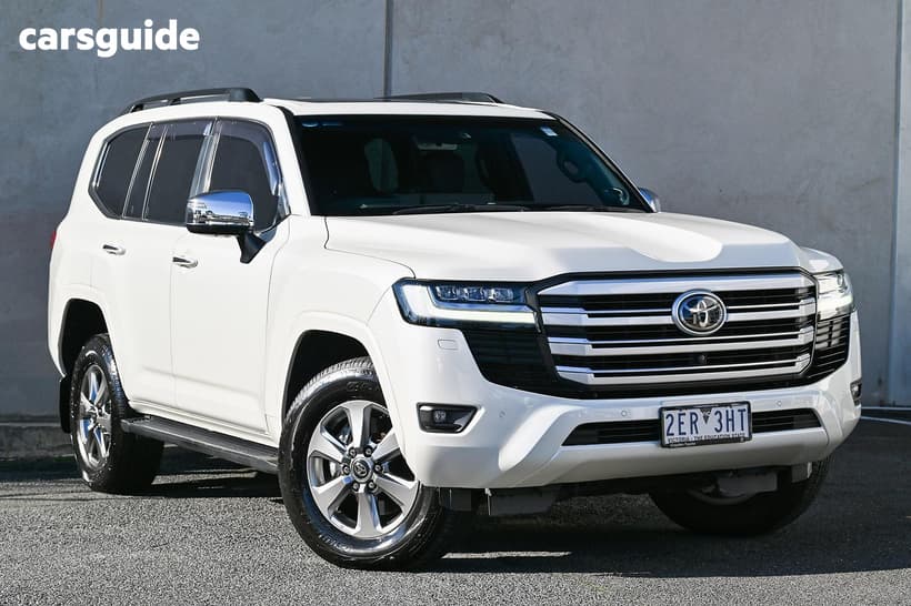White 2022 Toyota Landcruiser Wagon Lc300 Sahara (4X4)