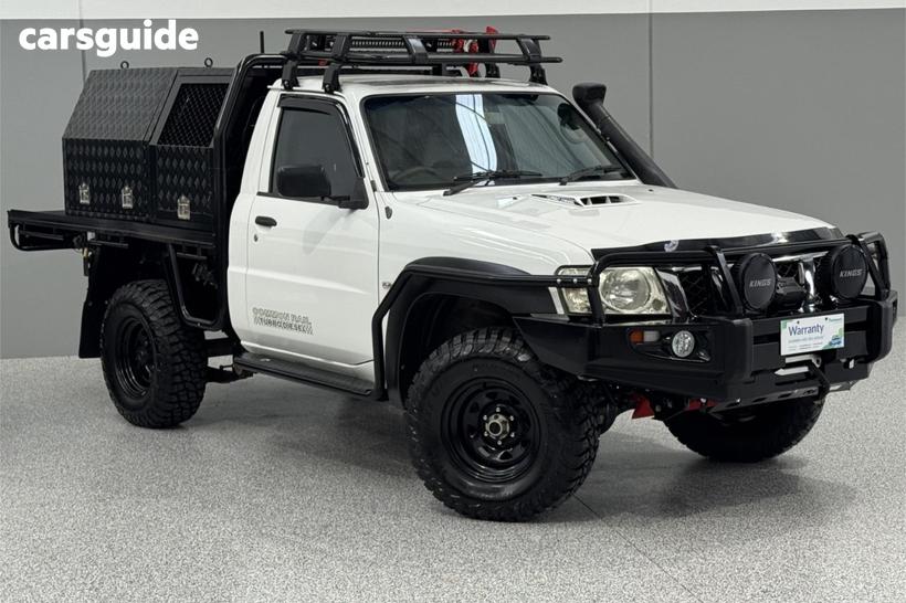 White 2011 Nissan Patrol Leaf Cab Chassis Dx (4X4)