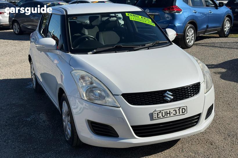 White 2012 Suzuki Swift Hatchback Gl