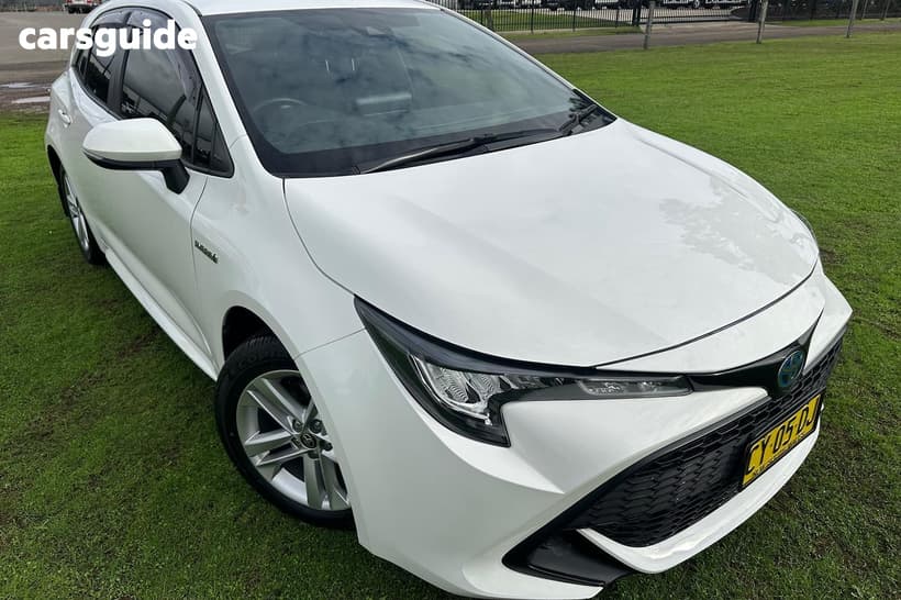 White 2020 Toyota Corolla Hatchback Ascent Sport Hybrid