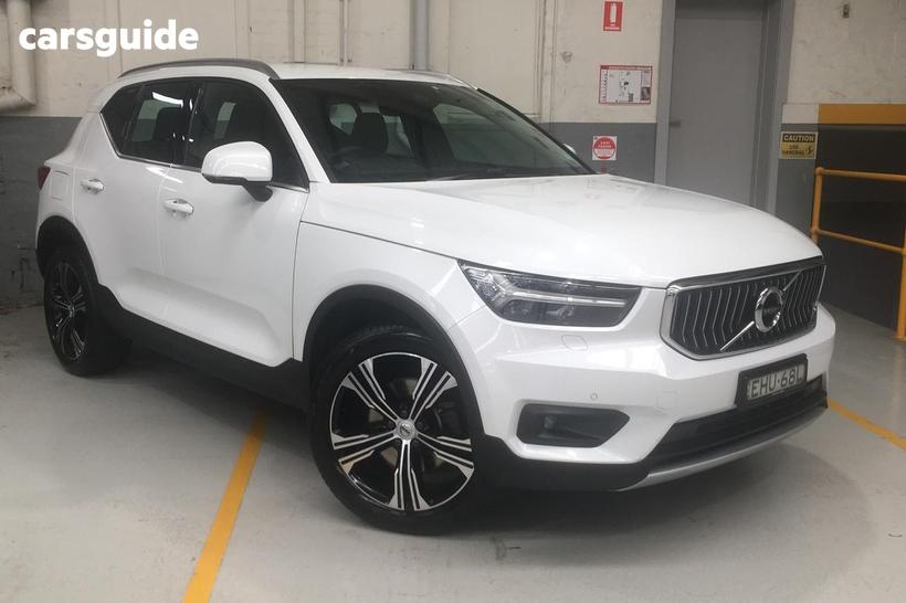 White 2020 Volvo XC40 Wagon T4 Inscription (Awd)