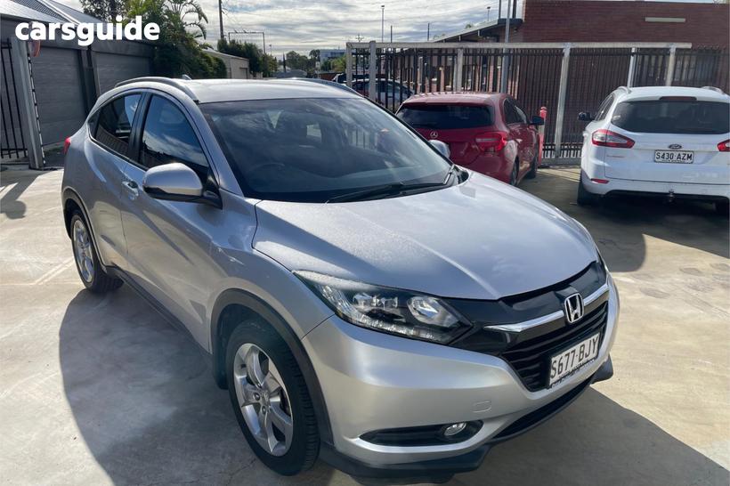 Silver 2015 Honda HR-V Wagon Vti-S