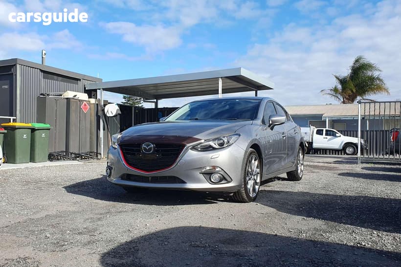 Silver 2014 Mazda 3 Hatchback Xd Astina