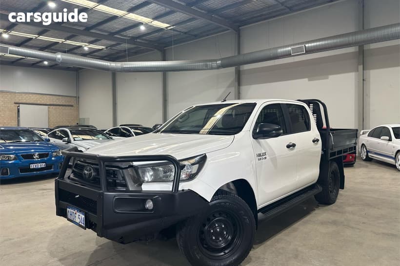 White 2020 Toyota Hilux Double Cab Chassis Sr (4X4)