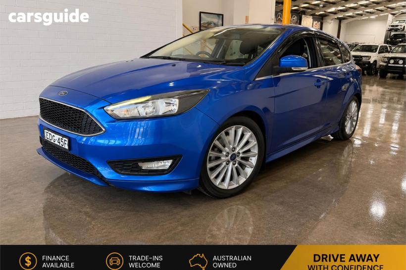 Blue 2016 Ford Focus Hatchback Sport