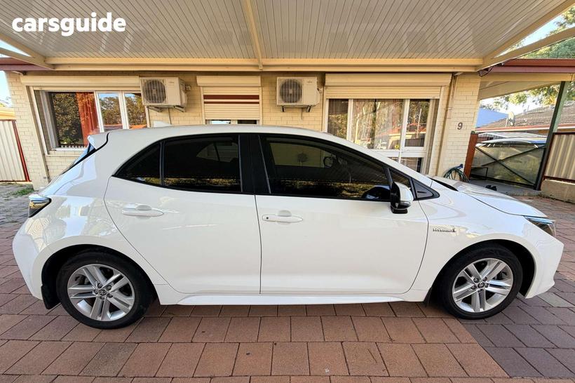 White 2022 Toyota Corolla Hatchback Ascent Sport Hybrid